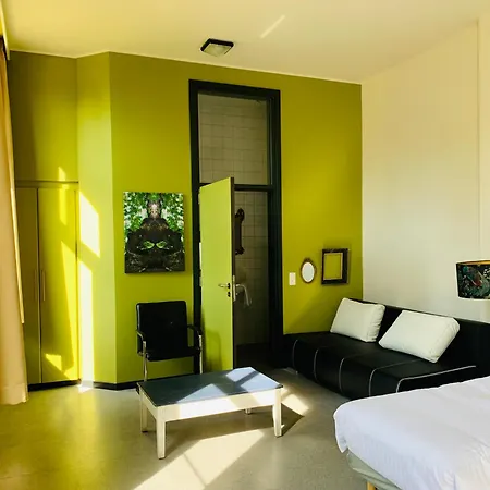 De Lotuspoort Met Mihr's In De Abdij Hotel Bornem